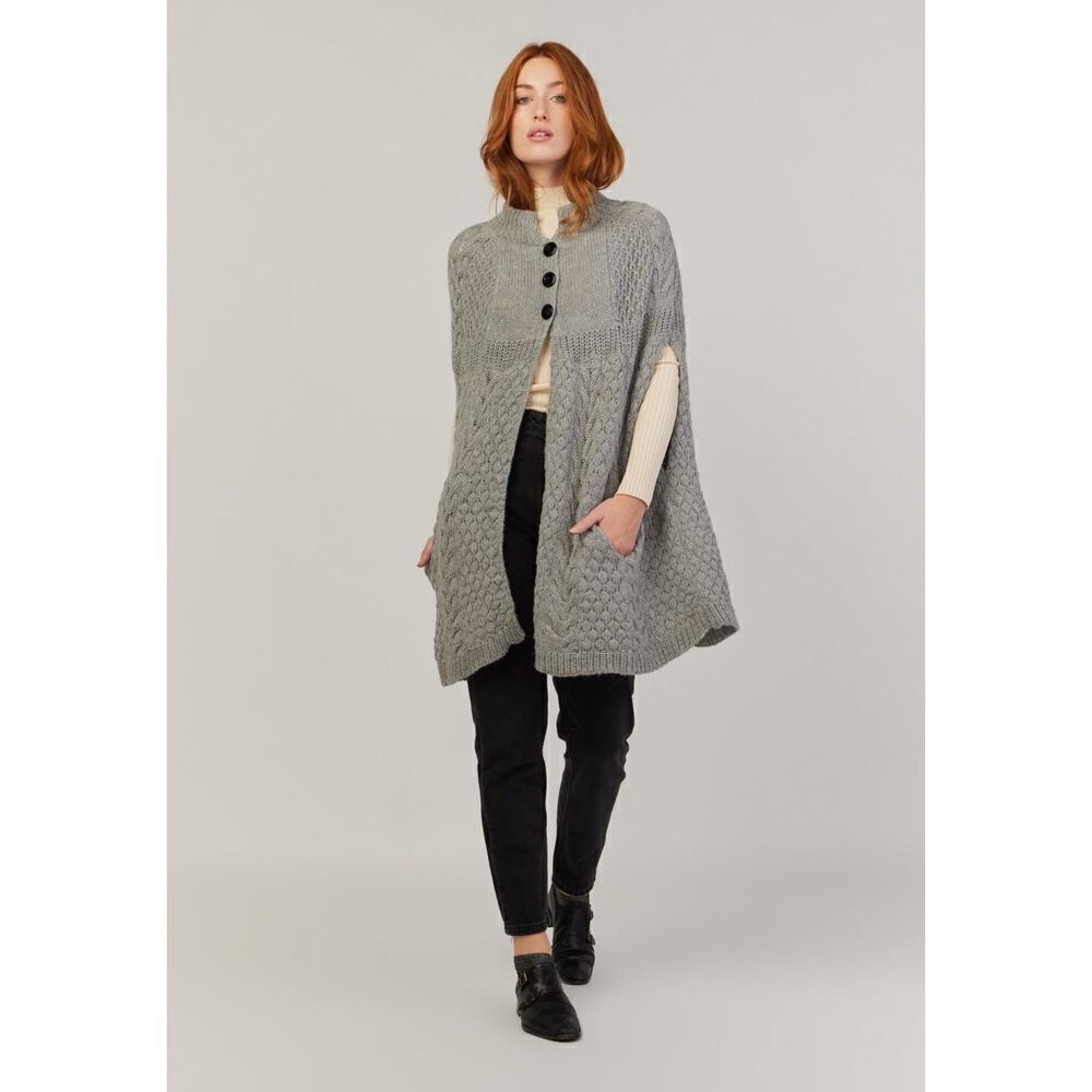 Stella Pardo Alpaca PONCHO LAKA size Small